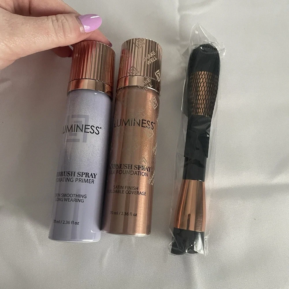 LUMINESS Silk Airbrush Spray Foundation Starter Kit With Brush Light Medium